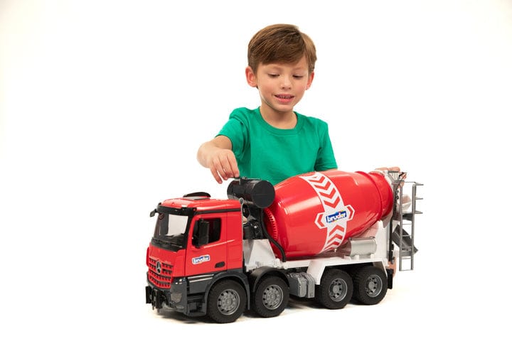 BRUDER Camión Camión de Cemento MB Arocs 03655 - Escala 1:16- BRUDER BRU03655