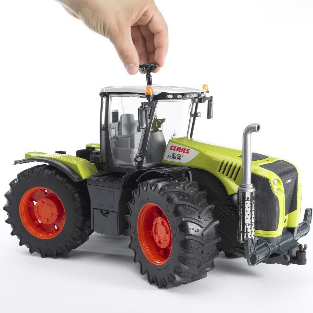 BRUDER Transportes Tractor CLASS Xerion 5000 BRU03015 BRU03015